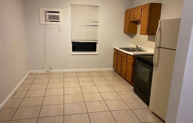 1 bed, 1 bath, 535 sqft, $1,395, Unit #1