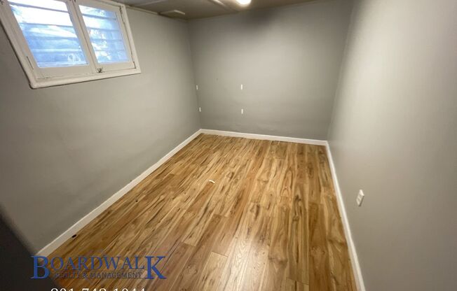 2 beds, 1 bath, 1,400 sqft, $1,600, Unit 1748 S Main St- #2