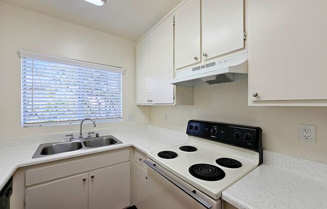 Crestwood Apartments