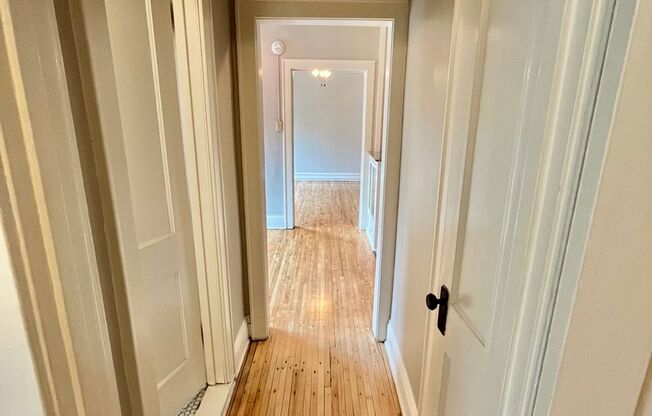1 bed, 1 bath, 650 sqft, $1,225, Unit 311