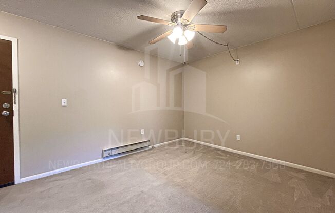 1 bed, 1 bath, 765 sqft, $995, Unit TH 405