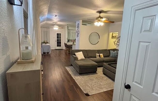 3 beds, 2 baths, $2,250