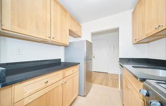 1 bed, 1 bath, $3,700, Unit 8F