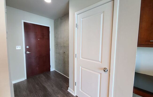 1 bed, 1 bath, $1,950, Unit # 1017