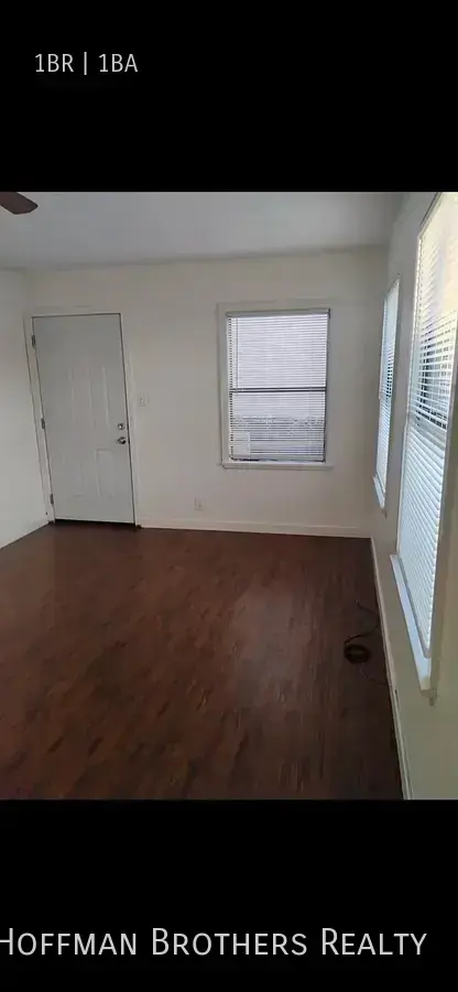 5547 1/2 ATLANTIC AVE