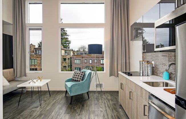 Studio, 1 bath, 231 sqft, $1,352, Unit 410