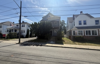 37 DOLPHIN AVE