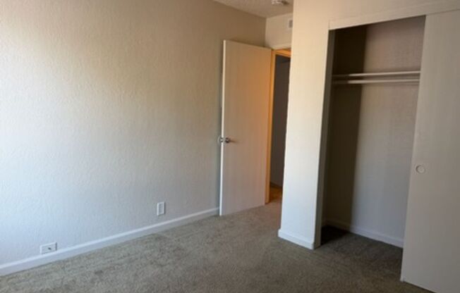2 beds, 1 bath, 1,015 sqft, $1,840, Unit 088