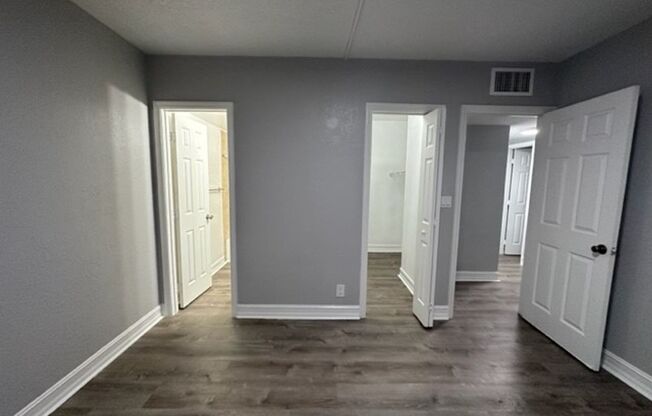 2 beds, 2 baths, 1,050 sqft, $1,995, Unit 103