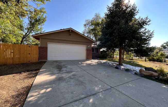 $0 DEPOSIT OPTION. SPACIOUS 4-BEDROOM SPLIT-LEVEL HOME WITH LARGE YARD IN RIDGEVIEW HILLS NEIGHBORHOOD