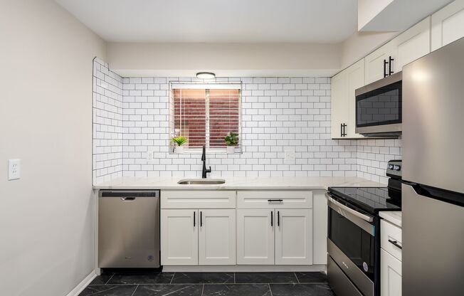 Lindenwood Heights Apartments