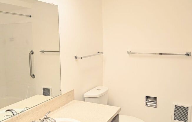 2 beds, 2 baths, 942 sqft, $1,800, Unit 1205