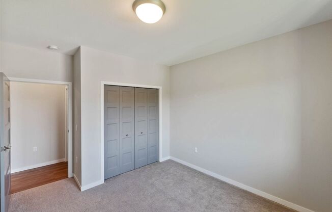 3 beds, 2 baths, 1,334 sqft, $1,500, Unit 116