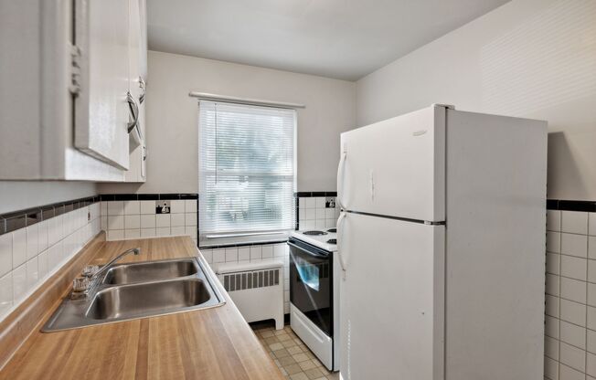 1 bed, 1 bath, $995, Unit 3344-8