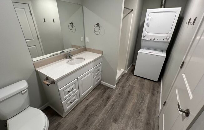 2 beds, 2 baths, 1,055 sqft, $1,500, Unit 211-H243