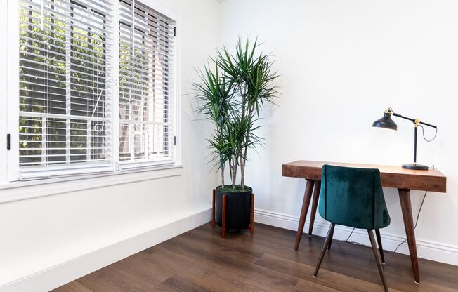 Studio, 1 bath, 540 sqft, $1,875, Unit 208