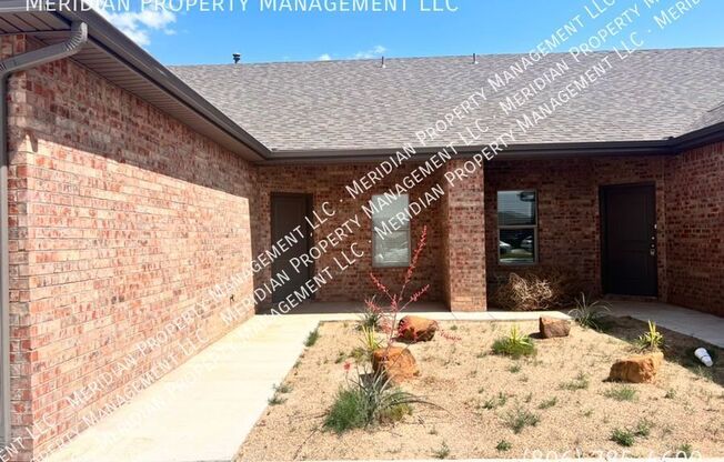 5827 URBANA PL