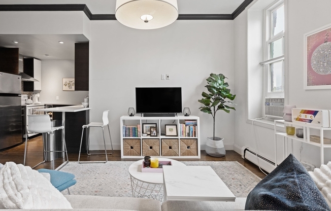 30 E CONCORD ST