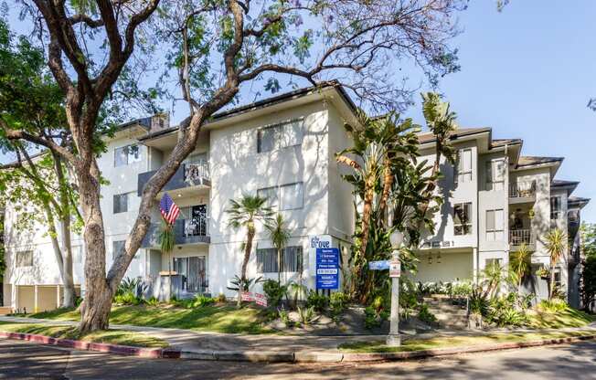 The Grove Apartments