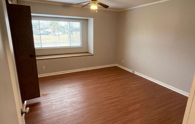 3 beds, 2 baths, $1,900