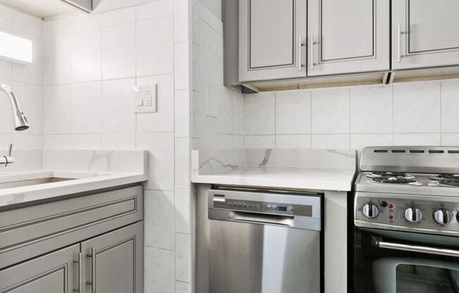 1 bed, 1 bath, 408 sqft, $1,795, Unit 408