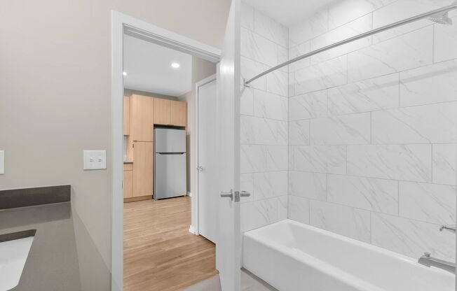 1 bed, 1 bath, 614 sqft, $2,160, Unit 521