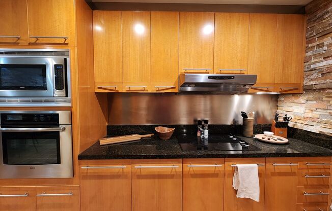 1 bed, 1 bath, $2,175, Unit #1006