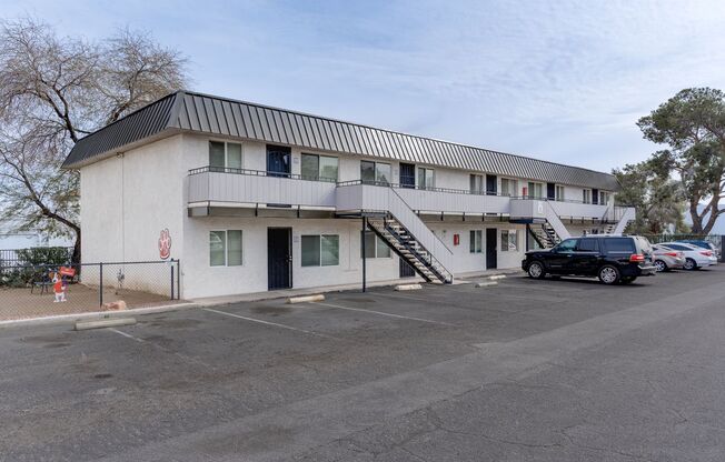 2 beds, 1 bath, 720 sqft, $1,091.5, Unit A-2