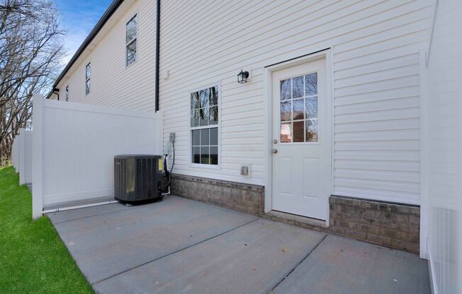 2 beds, 2.5 baths, 1,300 sqft, $1,350, Unit 6