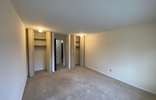 1 bed, 1 bath, 812 sqft, $1,250, Unit 201-206