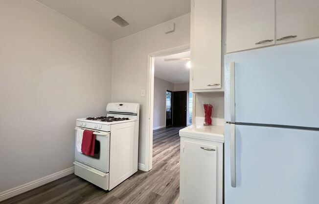 Studio, 1 bath, 570 sqft, $1,550