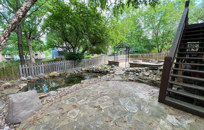 Charming 3-Bedroom Home with Spacious Backyard in Overland Park