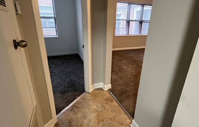 2 beds, 1 bath, 865 sqft, $1,195, Unit WP 305