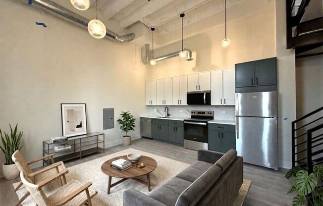 2 beds, 2 baths, 1,225 sqft, $4,149, Unit 211