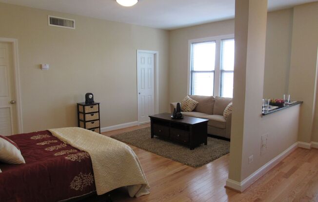 Studio, 1 bath, 458 sqft, $2,275, Unit W309