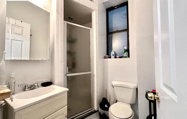 938 AMSTERDAM AVE