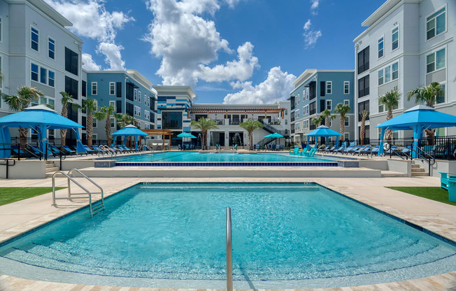Ciel Luxury Apartments | Jacksonville, FL | Resort Style Salt Water Pool & Spa