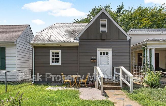 2009 MAPLEWOOD AVE
