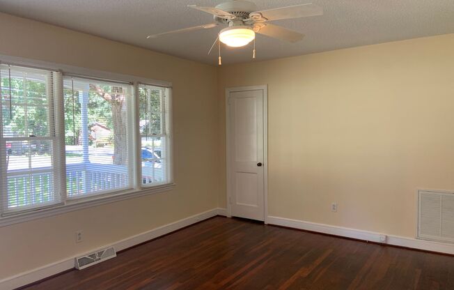 2 beds, 1 bath, $1,650