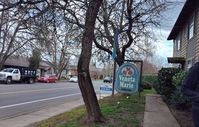 Veneta Marie Apartments