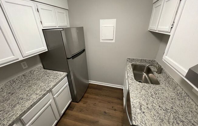 1 bed, 1 bath, 650 sqft, $1,295, Unit #7