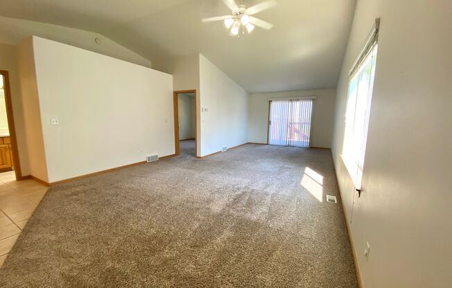 3 Bed, 2 Bath Townhome