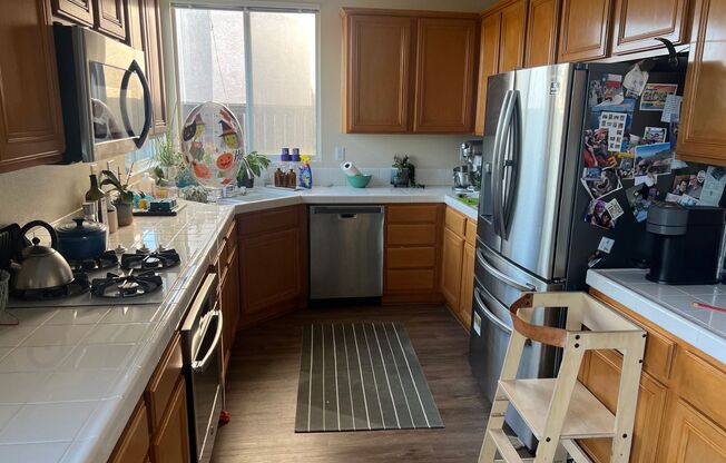 Great 2 Story 3 bed 2.5 bath near Guajome Lake in Oceanside