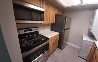 700 E Airport Blvd. Apt I5