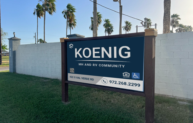 2 beds, 1 bath, 832 sqft, $826, Unit 66