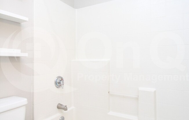 3 beds, 2 baths, 1,261 sqft, $1,775, Unit 1026