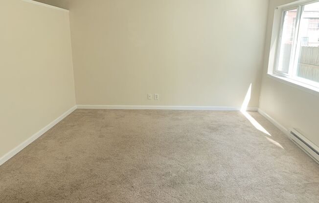 1 bed, 1 bath, 475 sqft, $1,395, Unit 203