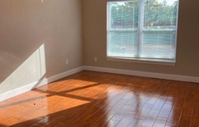 Patio Home, Minutes Away From UCF, Technology Park, & the E/W Expressway