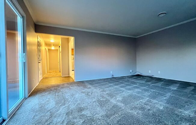 3 beds, 2 baths, $2,925, Unit 4