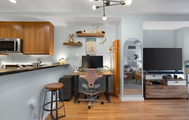 1 bed, 1 bath, 760 sqft, $3,600, Unit 306